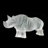 A LALIQUE FROSTED GLASS TOBA R