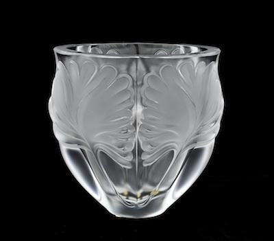 A Lalique Noailles Vase The heavy
