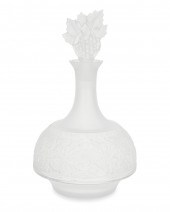 A LALIQUE "VERSAILLES" CRYSTAL