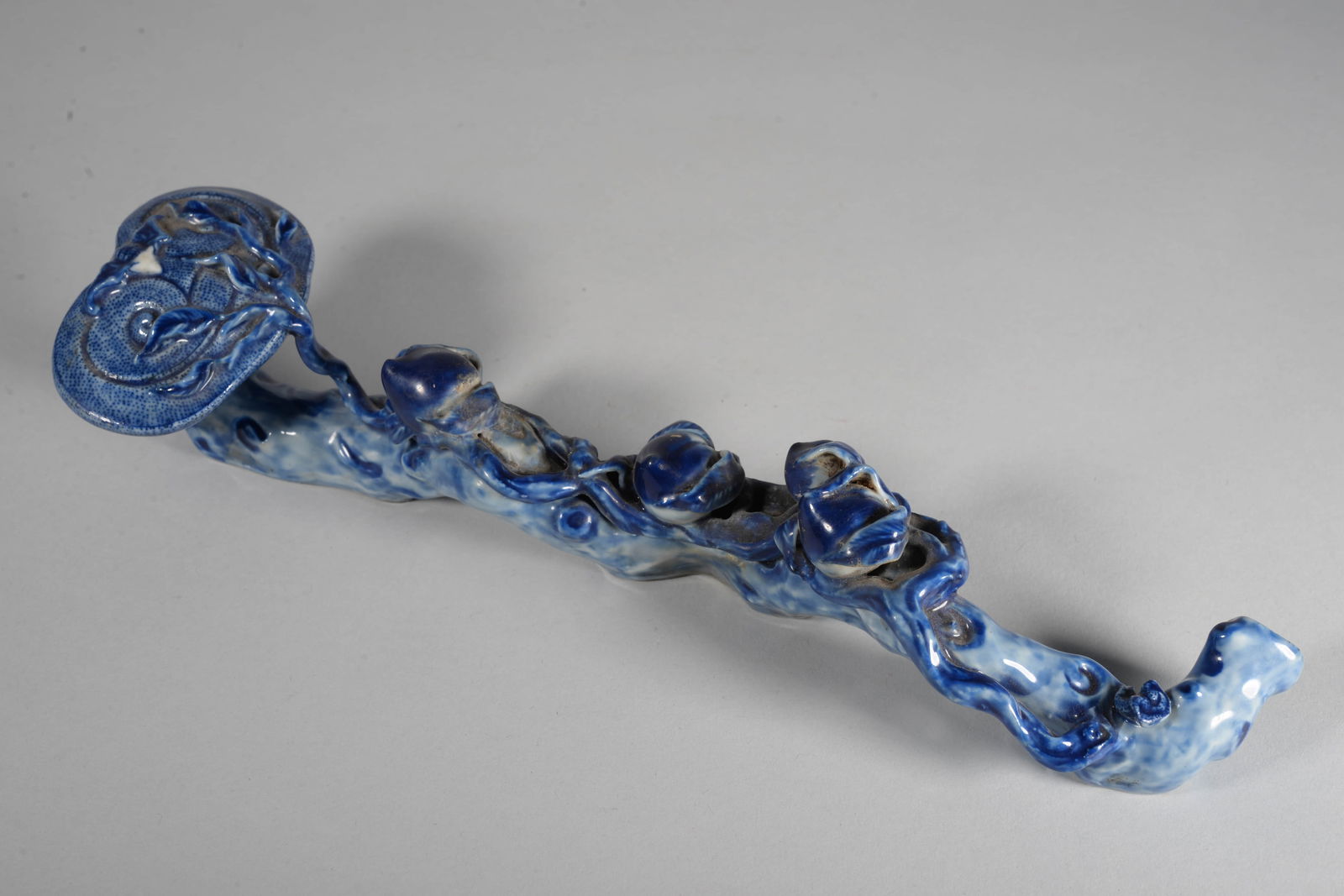 A LAPIS LAZULI-GLAZED IMITATION