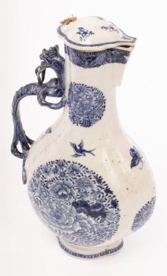 A large blue and white Chinese
