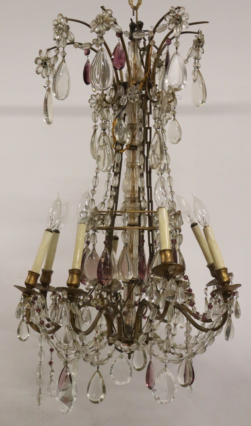A LARGE BRONZE 8 LIGHT CHANDELIER
