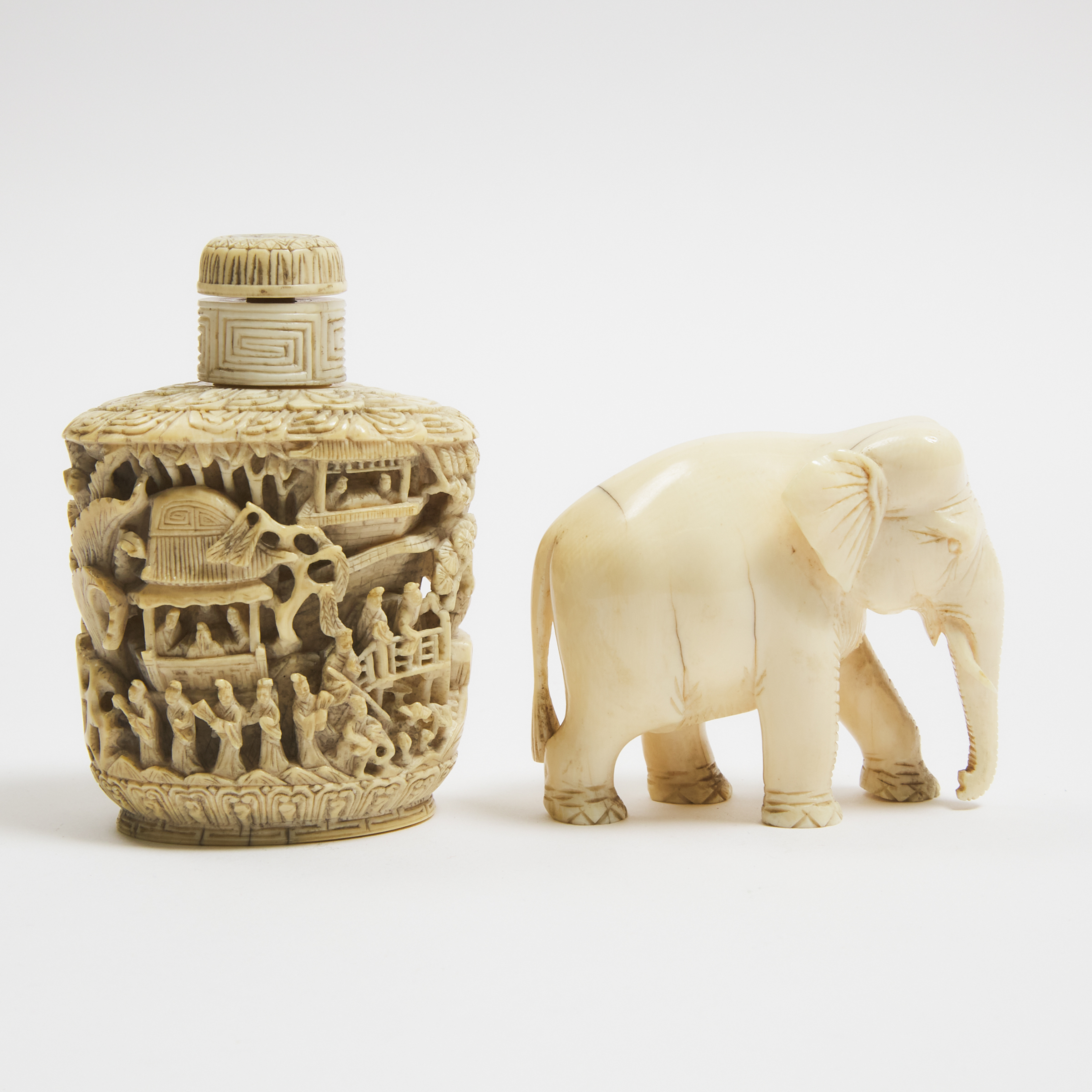 A Large Canton Carved Ivory Snuff