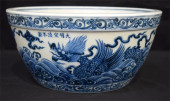 A LARGE CHINESE BLUE & WHITE P