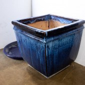 A LARGE CHINESE BLUE FLAMBE GL