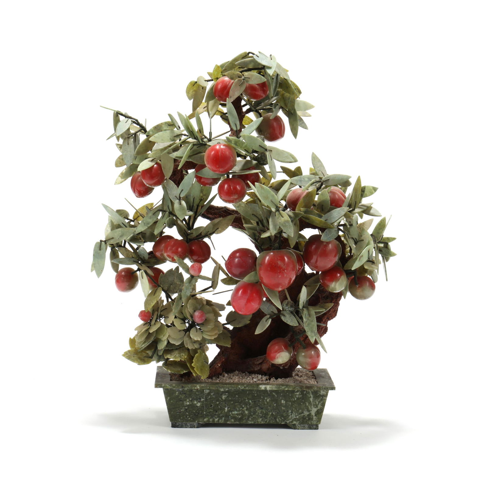 A LARGE CHINESE HARDSTONE PEACH
