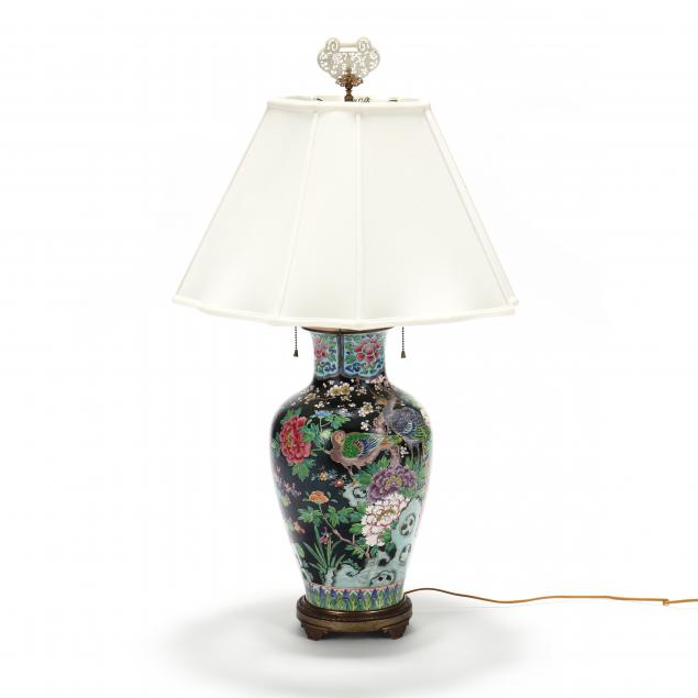 A LARGE CHINESE PORCELAIN PEACOCK
