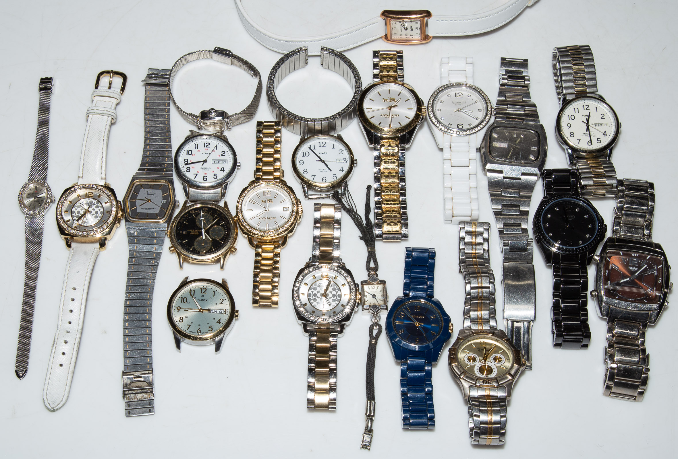 A LARGE COLLECTION OF FASHION