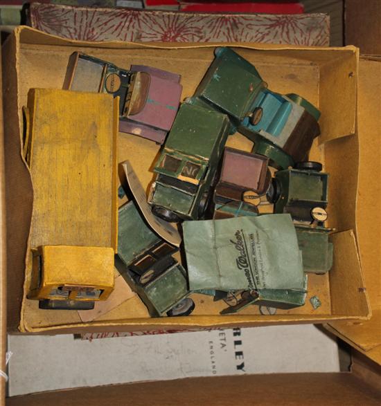 A large collection of Hill & Co and