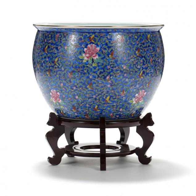 A LARGE CONTEMPORARY CHINESE BLUE