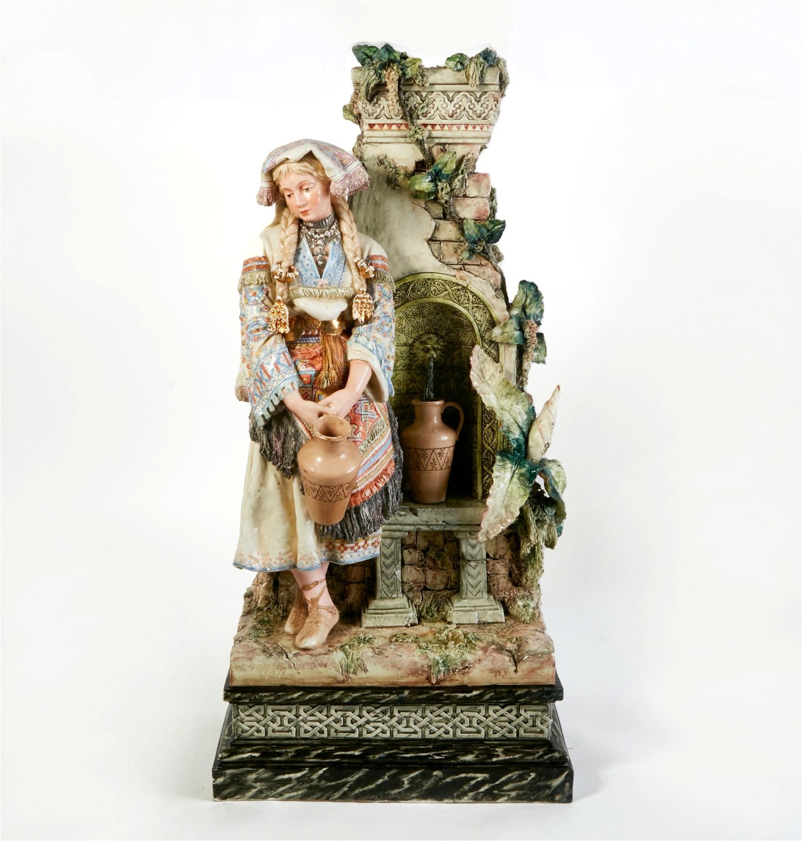 A LARGE CONTINENTAL EARTHENWARE