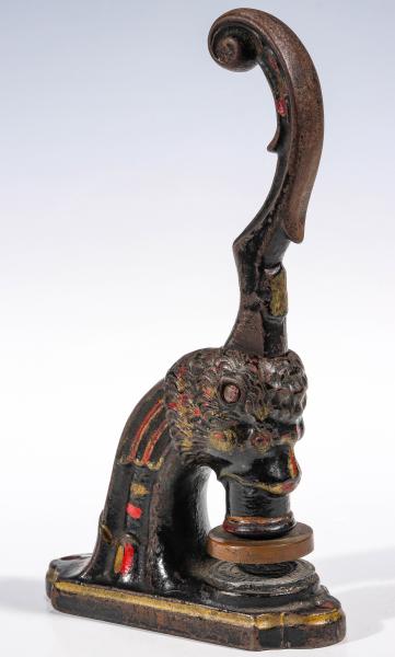 A LARGE FIGURAL LION WOMEN'S