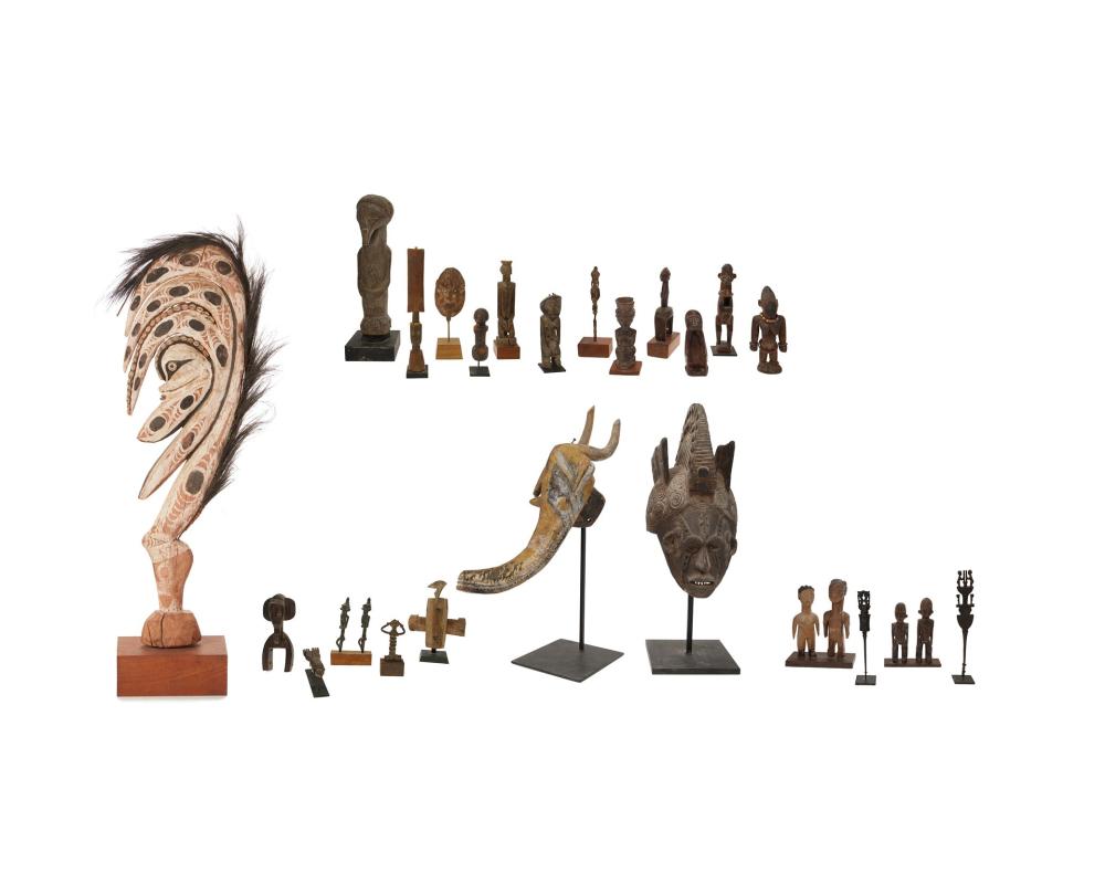 A LARGE GROUP OF AFRICAN AND