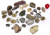 A LARGE GROUP OF MINERALS, CRY