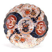 A LARGE JAPANESE PORCELAIN IMA