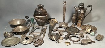 A large lot of vintage scrap