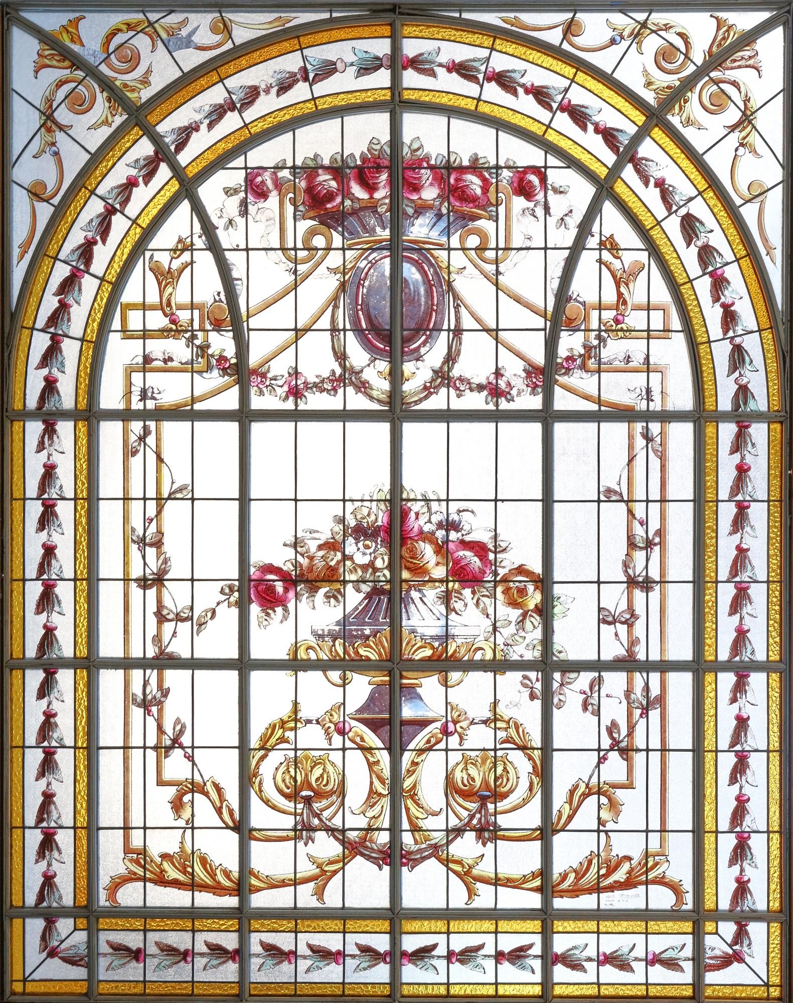 A LARGE NEOCLASSICAL STYLE ARCHED