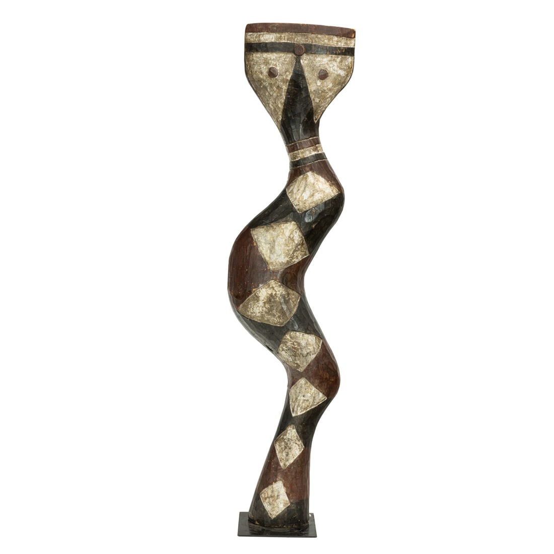 A LARGE NEW GUINEA BAGA