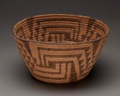 A LARGE PAPAGO BASKETA large P