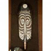 A LARGE PAPUA NEW GUINEA MASK