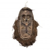 A LARGE SEPIK PAPUA NEW GUINEA
