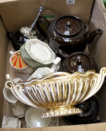 A large tray comprising 4 Various