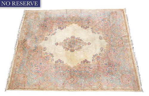 A LARGE VIRGIN WOOL PERSIAN AREA