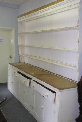A large white painted pine