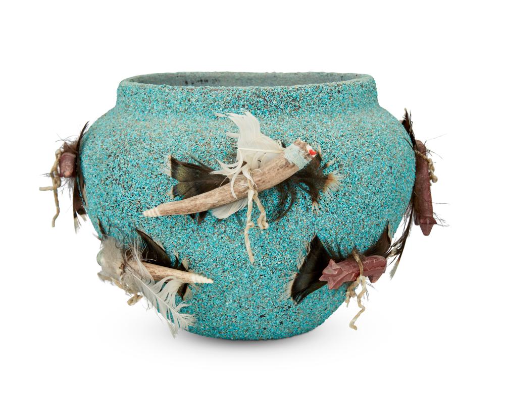 A LARGE ZUNI PUEBLO TURQUOISE