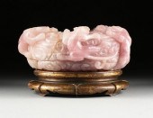 A LATE QING DYNASTY LARGE CARV