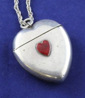 A late Victorian silver and en