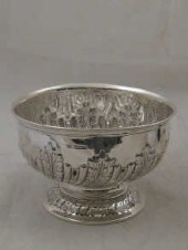 A late Victorian silver rosebo