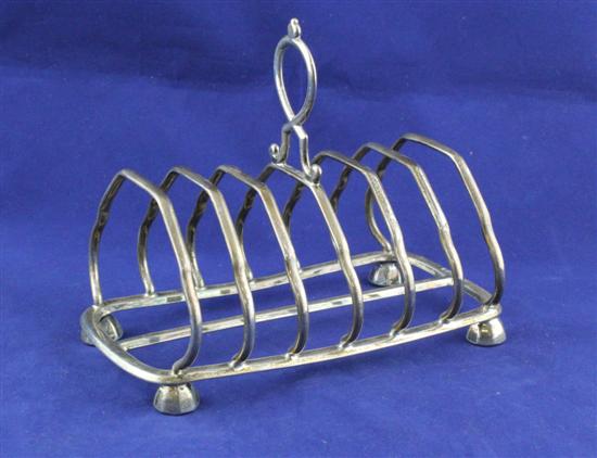 A late Victorian silver seven bar