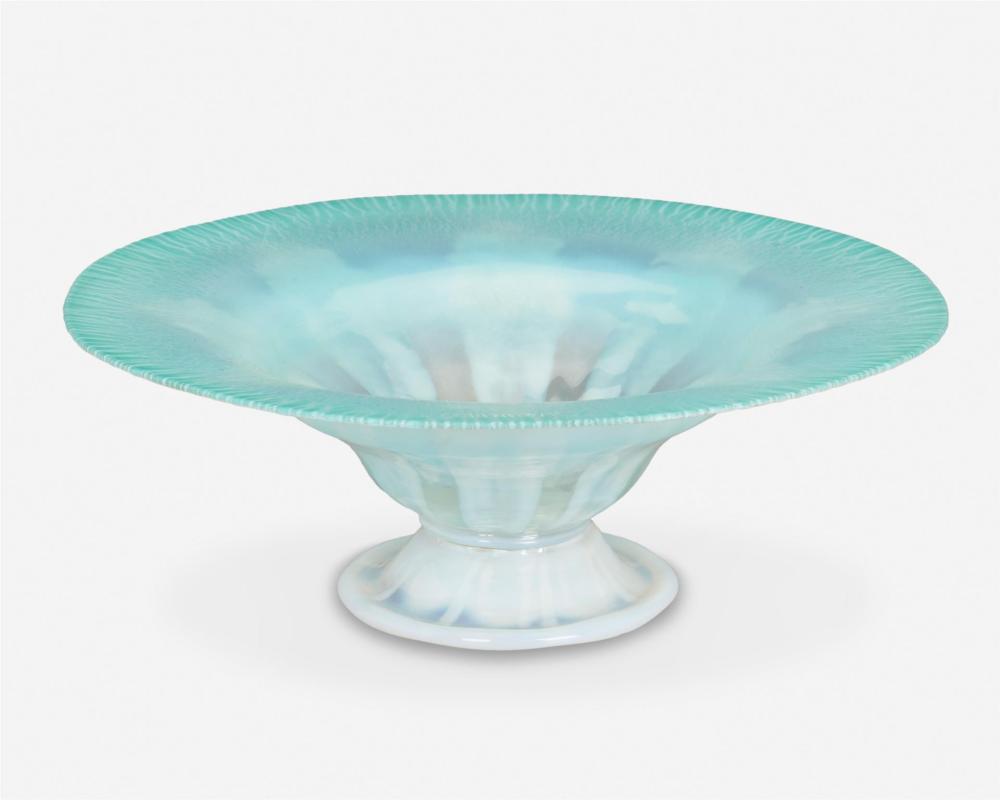 A L.C. TIFFANY BLUE OPALESCENT