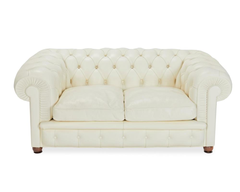 A LEATHER CHESTERFIELD SOFAA