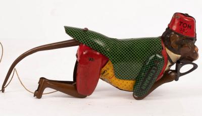 A Lehmann monkey on a rope, Tom,