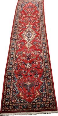 A Lilihan Long Runner Approx.