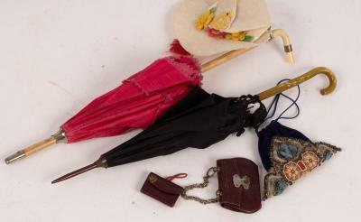 A lizard skin dolls bag and wallet,