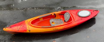 A LL Bean Manatee DLX100 Kayak. 10’