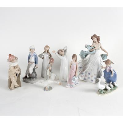 A Lladro figure, Summer Serenade,