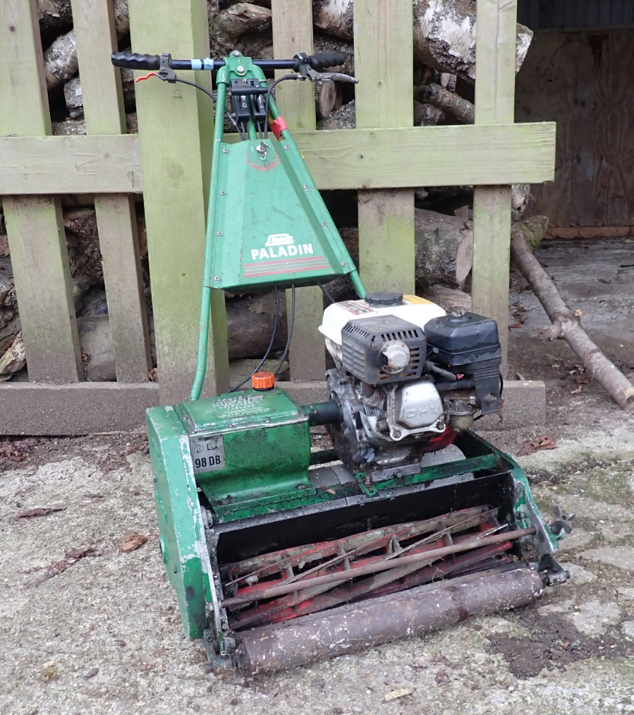 A LLOYDS PALADIN PETROL CYLINDER