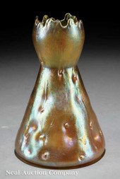 A Loetz Astartig Iridescent Gl