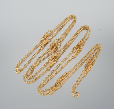 A Long 18k Gold Chain 18k yellow