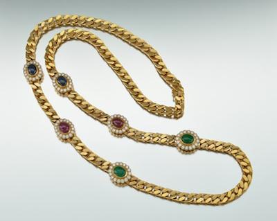 A Long Curblink Chain with