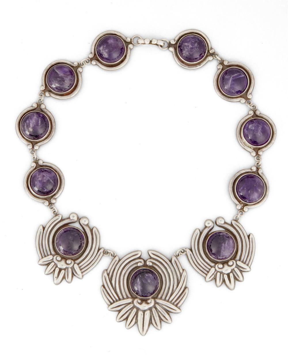 A LOS CASTILLO AMETHYST LOTUS