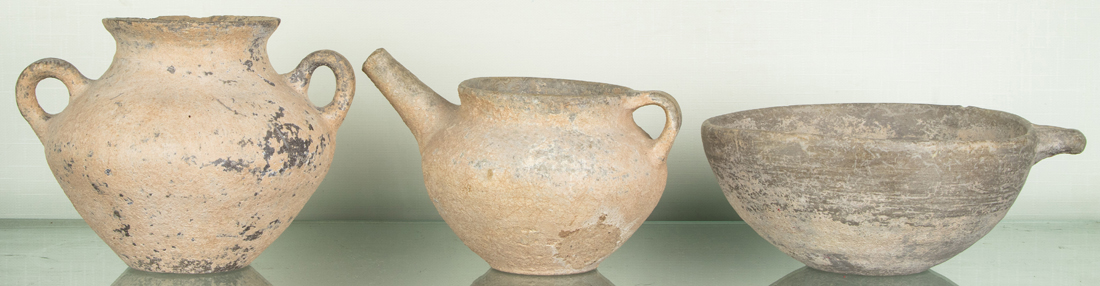 A LOT OF THREE ANTIQUE