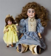 A LOT OF VINTAGE TEXTILES incl