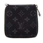 A LOUIS VUITTON COMPACT ZIPPED