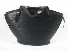 A Louis Vuitton lady's bag