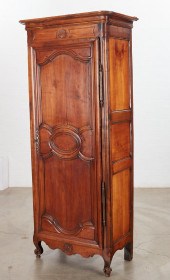 A LOUIS XV PROVINCIAL WALNUT B